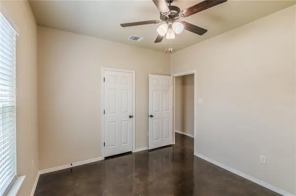 153 Samuel DR #B, Buda, TX 78610
