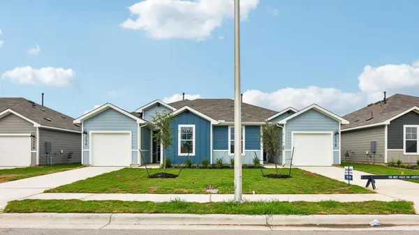 157A Harrison XING, Uhland, TX 78640