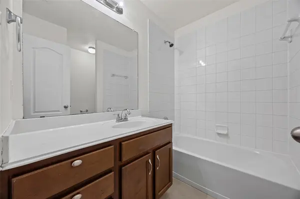 229 Wicker Park WAY, Buda, TX 78610