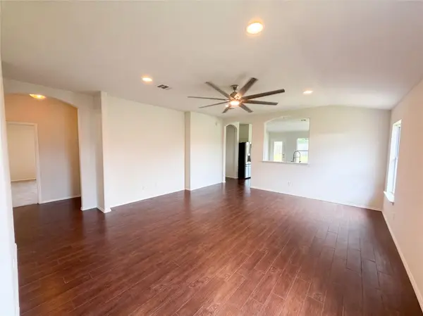 12816 Wooly Bucket CV, Elgin, TX 78621