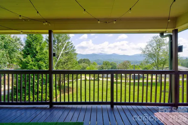 38 Country LN #33, Franklin, NC 28734