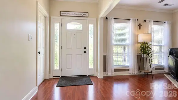 2002 Hemby Commons Pkwy, Indian Trail, NC 28079