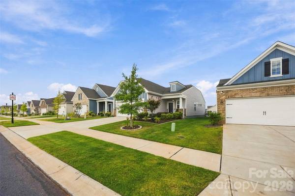 1734 Otter Perch LN, Fort Mill, SC 29715