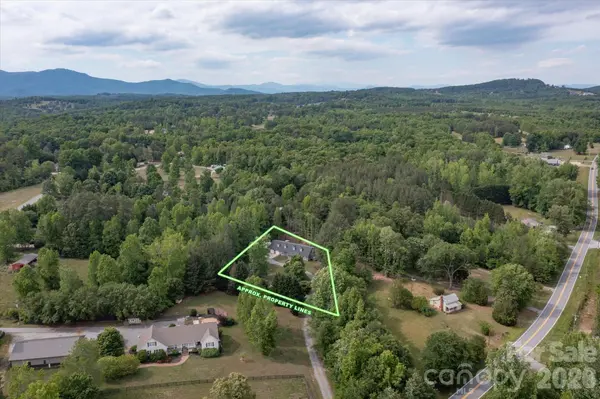 3860 Landrum RD #13, Columbus, NC 28722