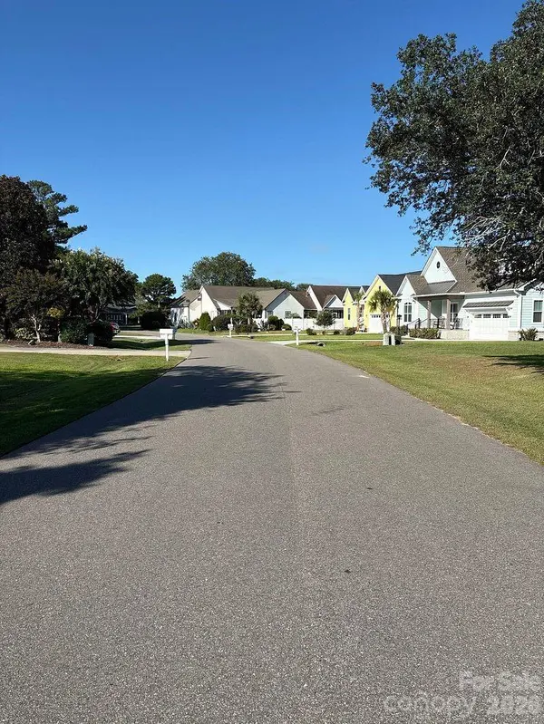 490 Genoes Point RD SW, Supply, NC 28462