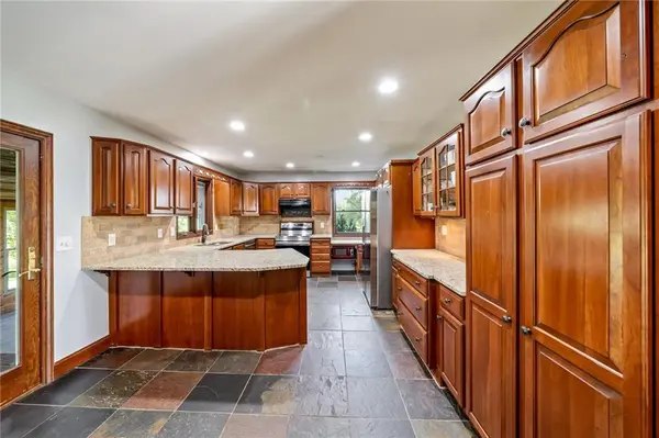 24540 Mission Belleview RD, Louisburg, KS 66053