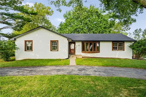 24540 Mission Belleview RD, Louisburg, KS 66053