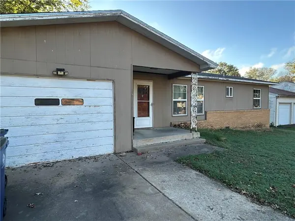 105 Overlook DR, Coffeyville, KS 67337