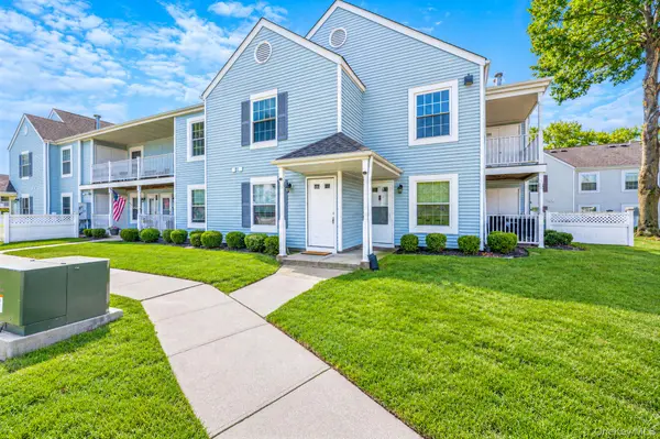 147 Fairview CIR #147, Middle Island, NY 11953