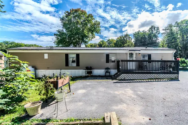 723 Beekman RD #11, Hopewell Junction, NY 12533