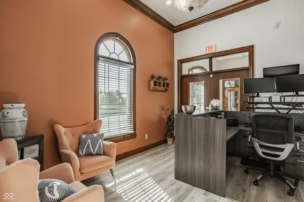 698 Oldefield Commons DR, Greenwood, IN 46142