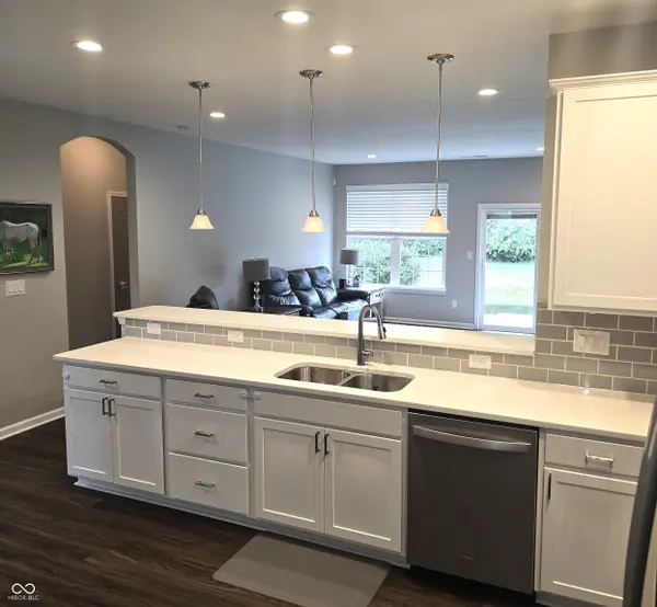 4343 Switchgrass WAY, Indianapolis, IN 46237