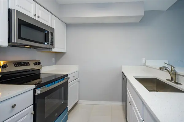 2703 HUNT CLUB LN, Orlando, FL 32826