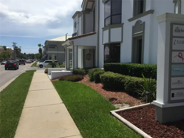 2111 W SWANN AVE, Tampa, FL 33606