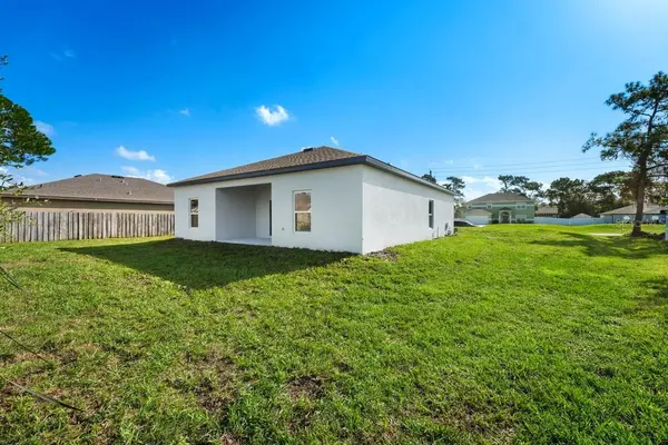 1768 COURTLAND BLVD, Deltona, FL 32738