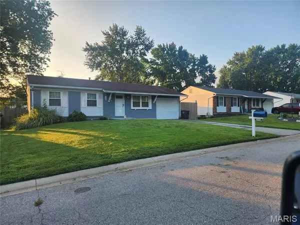 3075 Abbey ST, St Charles, MO 63301