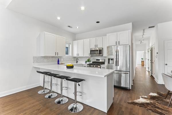 2846 N Halsted ST #4S, Chicago, IL 60657