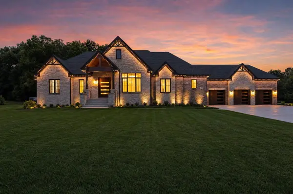 16514 Pine Hill DR, Homer Glen, IL 60491