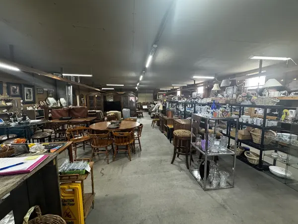 1248 N Oak ST, Duquoin, IL 62832