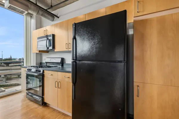 700 W VAN BUREN ST #604, Chicago, IL 60607