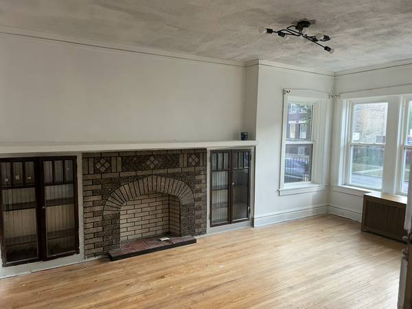 6637 S Rhodes AVE, Chicago, IL 60637