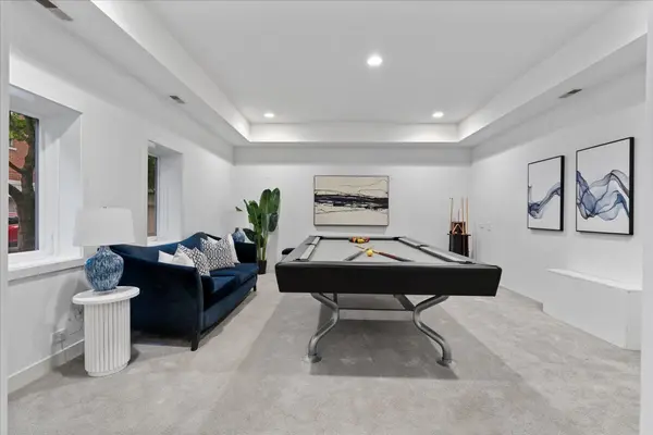 460 W Superior ST #4-5, Chicago, IL 60654