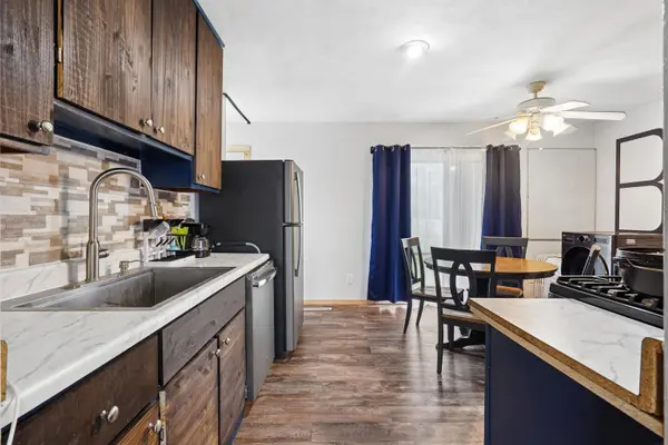 908 SW 3rd AVE, Oelwein, IA 50662