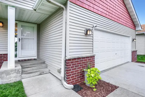 749 Pleasant AVE, Saint Paul Park, MN 55071