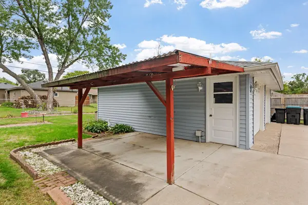 11561 Kumquat ST NW, Coon Rapids, MN 55448