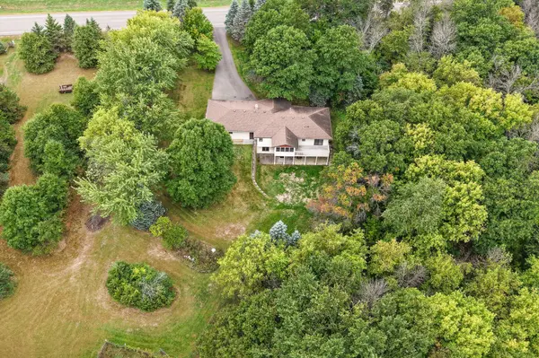 22637 Raven ST NW, Oak Grove, MN 55005