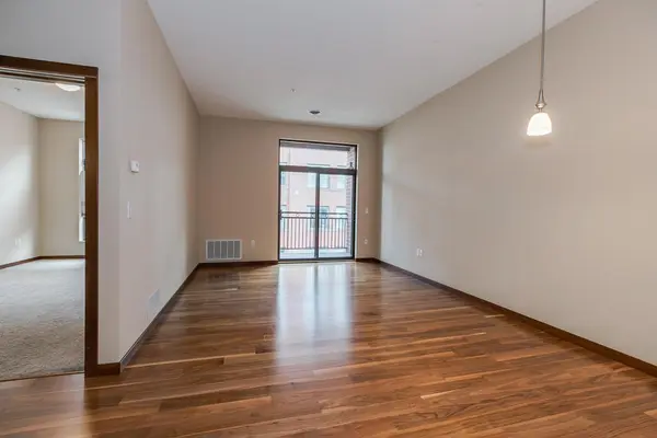 270 4th ST E #504, Saint Paul, MN 55101