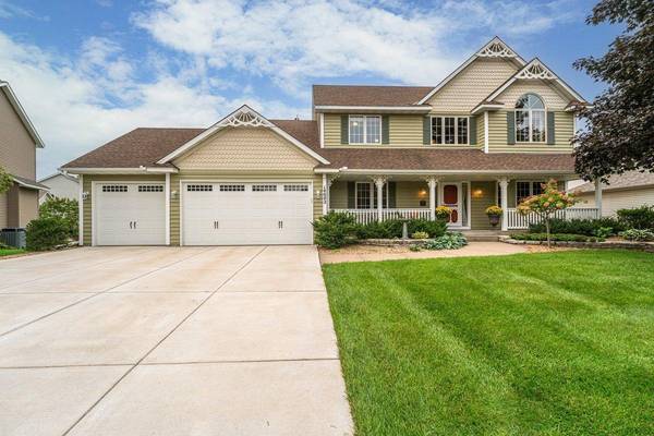 14042 Forest LN, Apple Valley, MN 55124