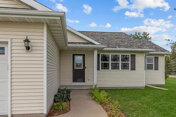 W6098 SHERWOOD POINT DR, Greenville, WI 54942-8811