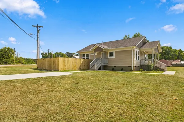 125 Front St #N, Cowan, TN 37318