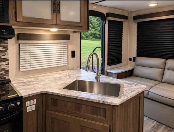 452 Unicoi, Tellico Plains, TN 37385