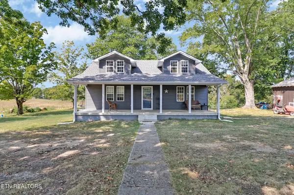 9750 Faix Rd, Byrdstown, TN 38549