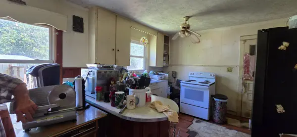 538 W End Ave, Mcminnville, TN 37110