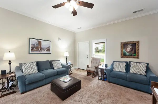 44 Little Brook Ln, Jackson, TN 38305