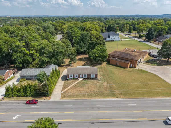 4716 Trousdale Dr, Nashville, TN 37220