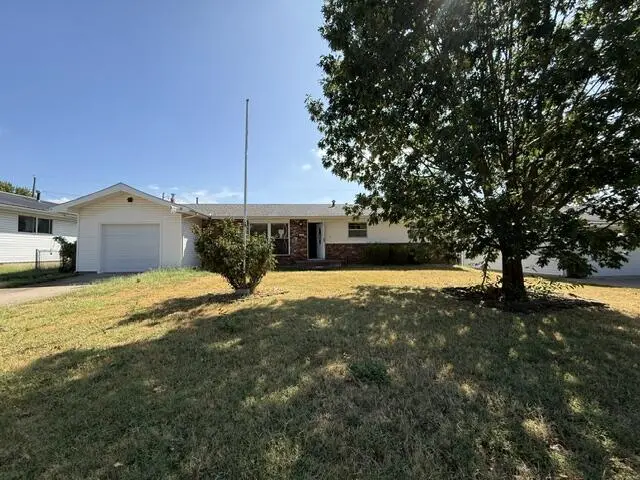 2419 S Ozark AVE, Joplin, MO 64804