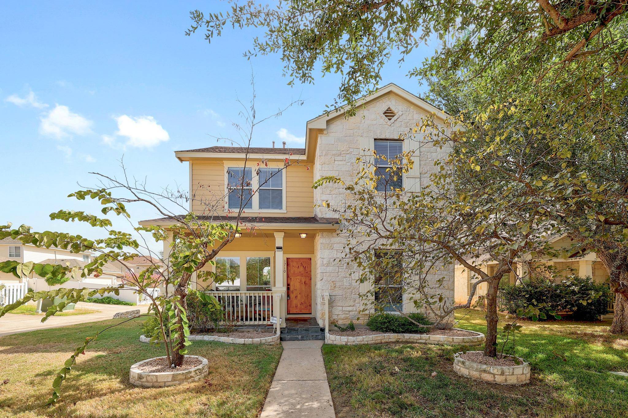 1710 Big Bend DR, Cedar Park, TX 78613