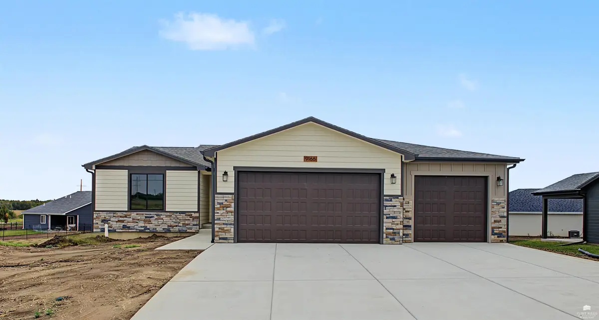 9166 Camp CT, Manhattan, KS 66502