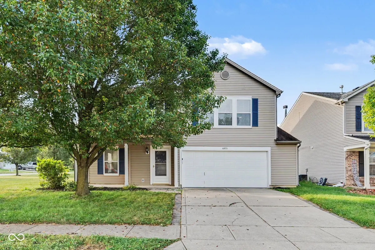 6921 Maywood CIR, Avon, IN 46123