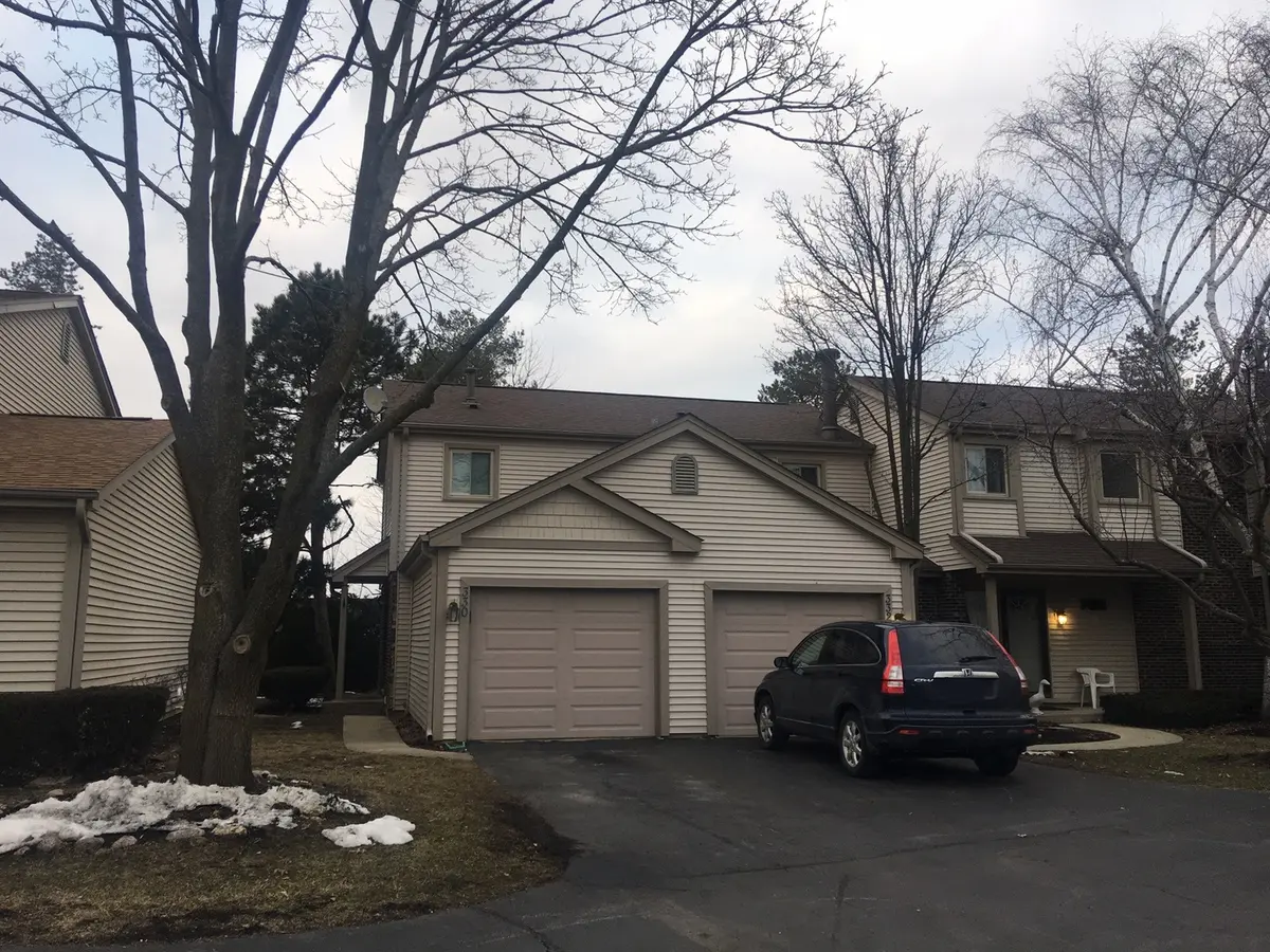 330 E Forest Knoll DR, Palatine, IL 60074