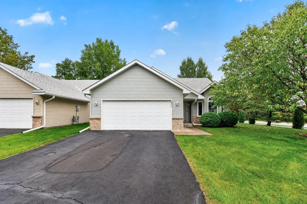 6511 20th ST N, Oakdale, MN 55128