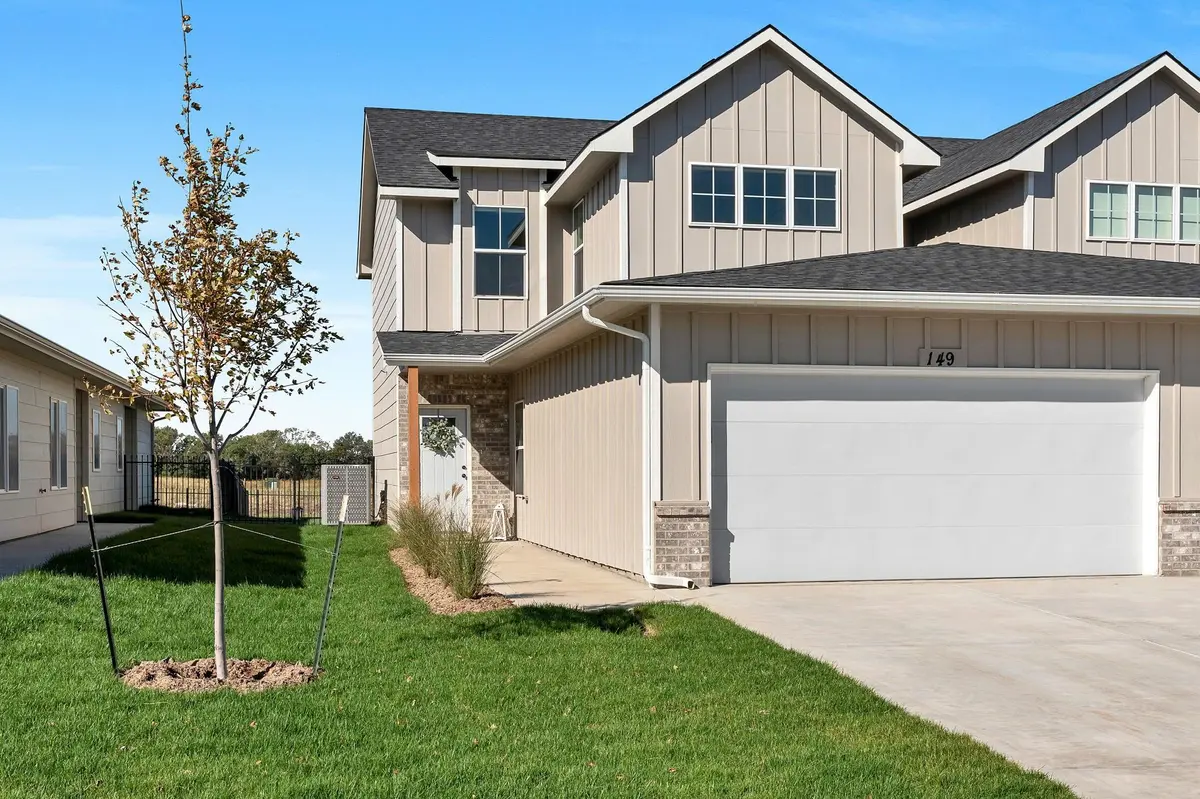 242 N Mendocino St, Goddard, KS 67052