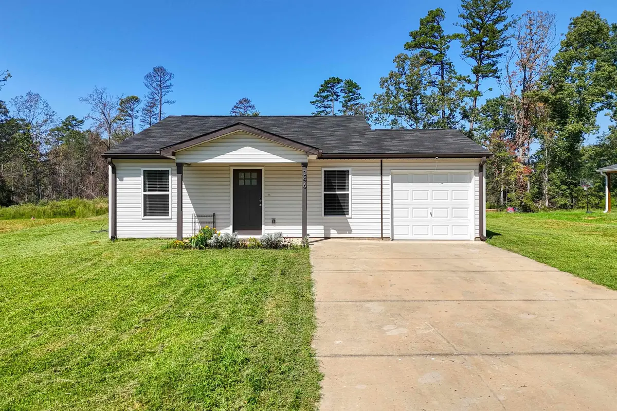 346 Skyline RD, Greer, SC 29651-6212
