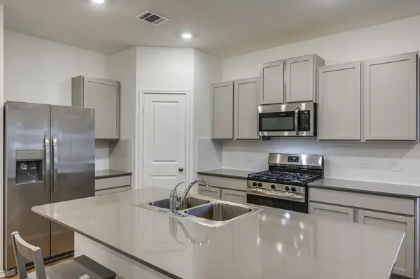 1948 Gilmer WAY, Leander, TX 78641