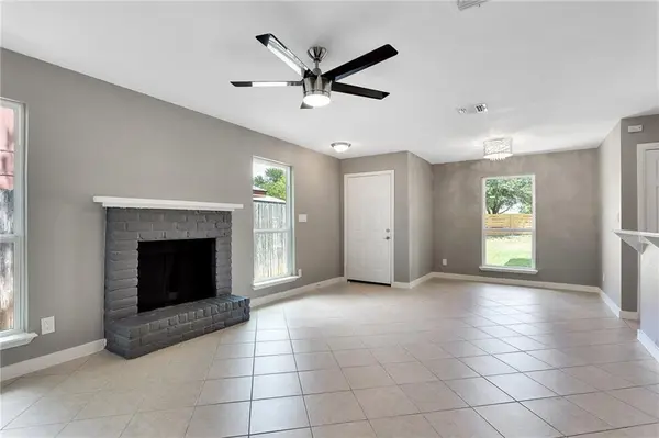 9710 TEASDALE TER #B, Austin, TX 78753