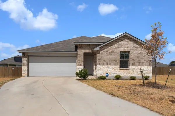 1012 Velvet CT, Troy, TX 76579
